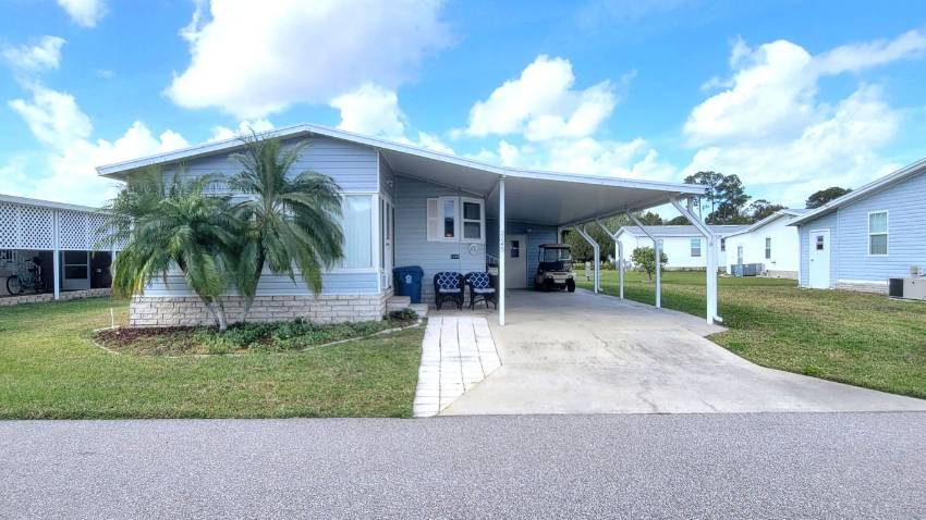 Lake Wales, FL Mobile Home for Sale located at 2245 Eagle Place Tower Lakes